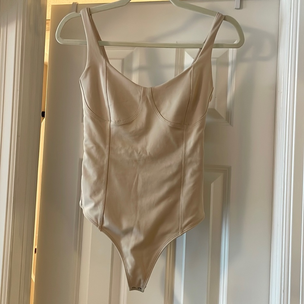 NWT Abercrombie Women's Seamless Fabric Corset Bodysuit